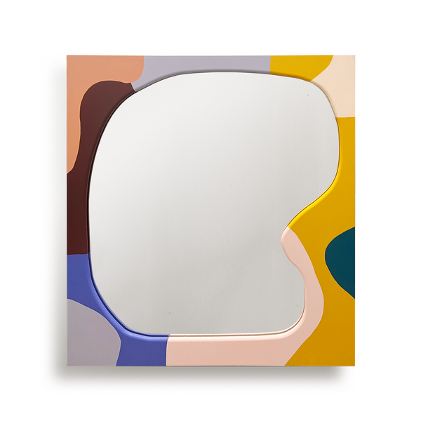 Moglea Nova Flow Mirror with sleek, modern design featuring a circular shape and a polished reflective surface.